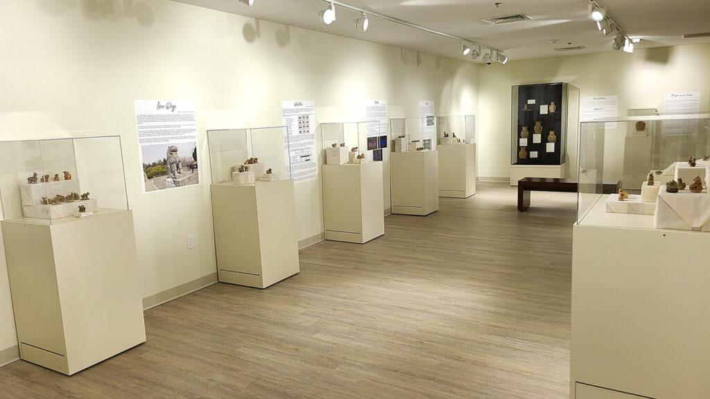 exhibit gallery