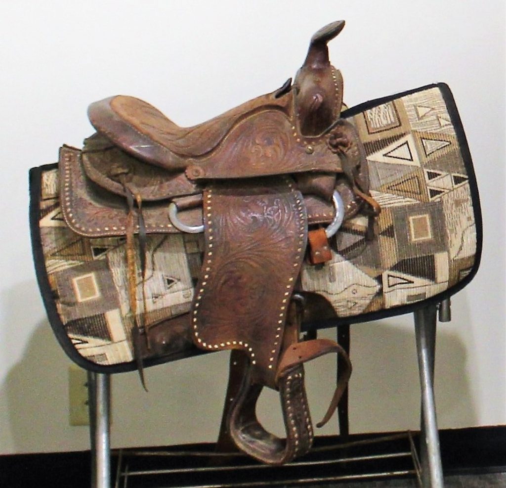 Western saddle