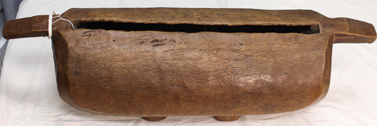 Papua New Guinea slit drum