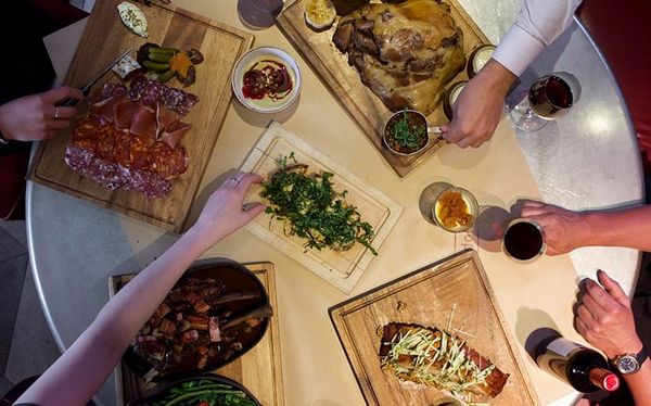 Flamboyant French Feasting in TraTra – innit camp?!