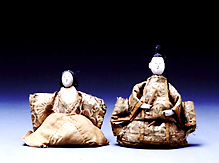 Kanei-bina dolls